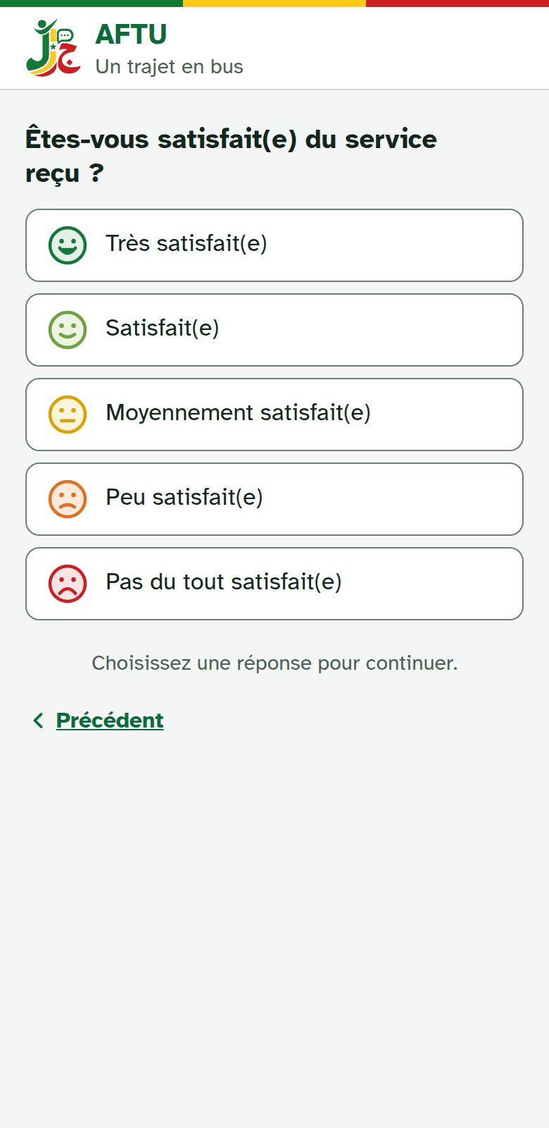 Écran de NeexNaxari sur un téléphone : « Êtes-vous satisfait(e) du service reçu ? » pour un trajet en bus de l'AFTU, avec cinq réponses de « Très satisfait(e) » à « Pas du tout satisfait(e) ».